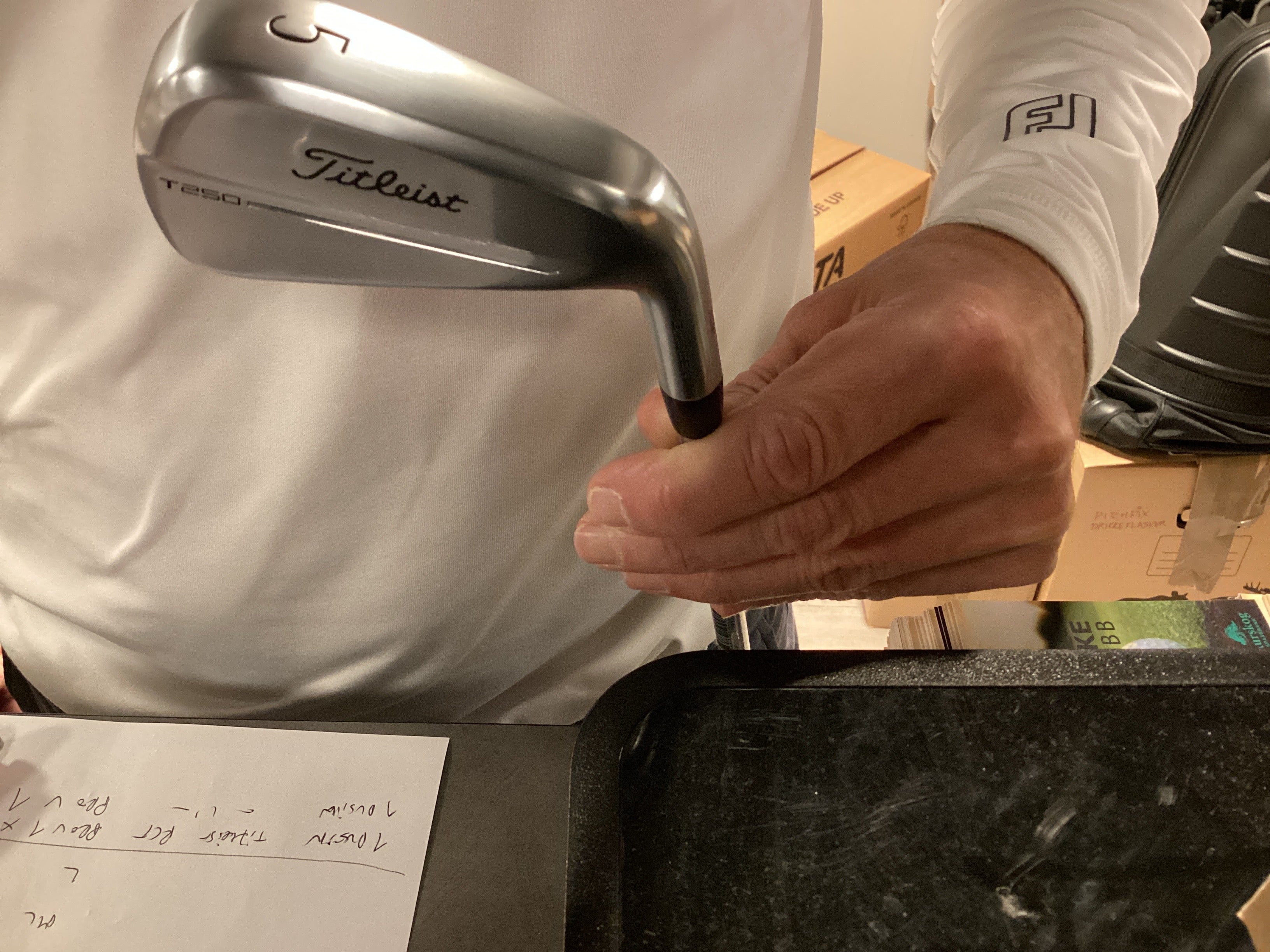 Titleist T-250 new 2026/27 5-pw stål