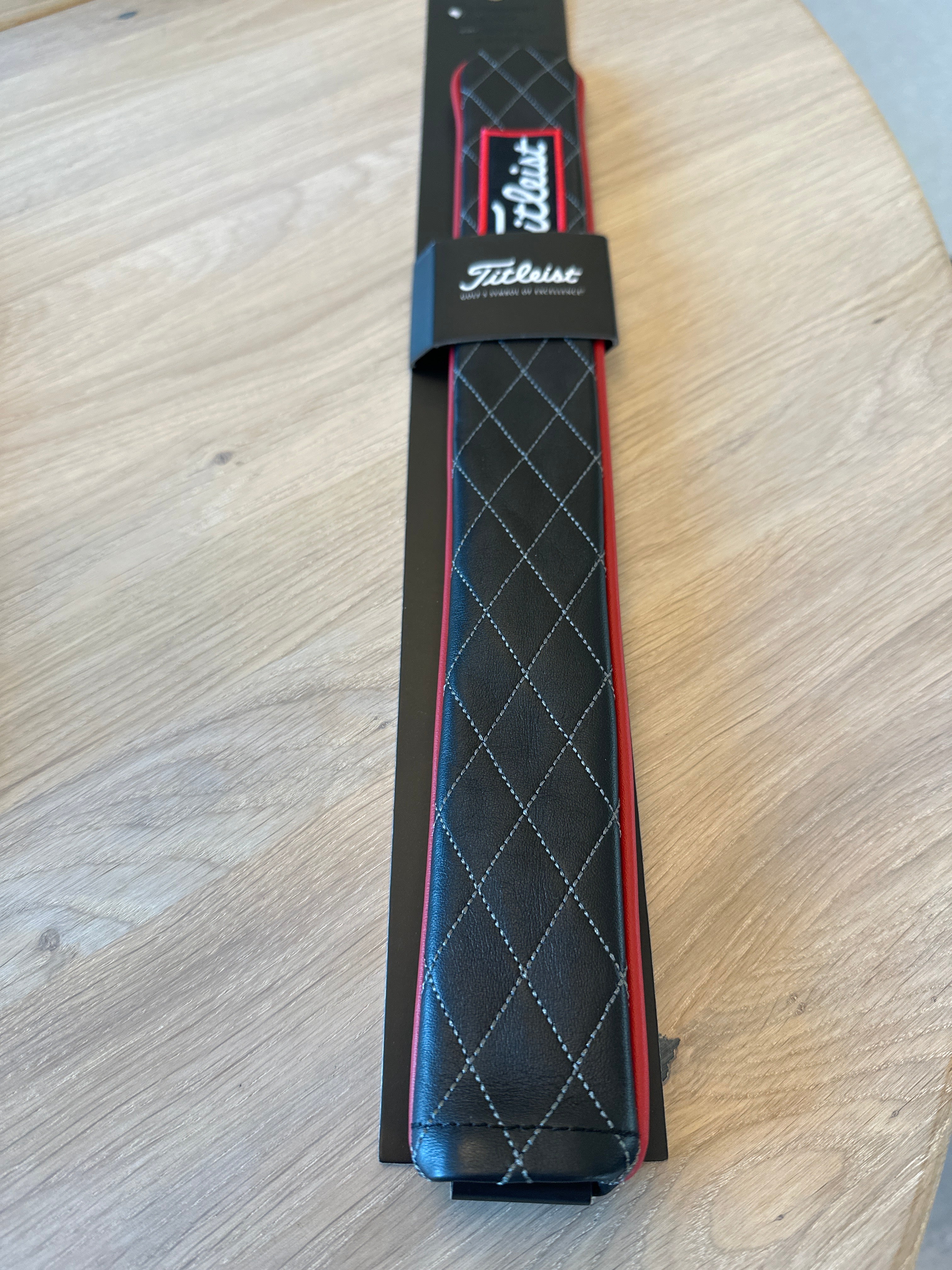 Jet black leather Headcover -Alignment