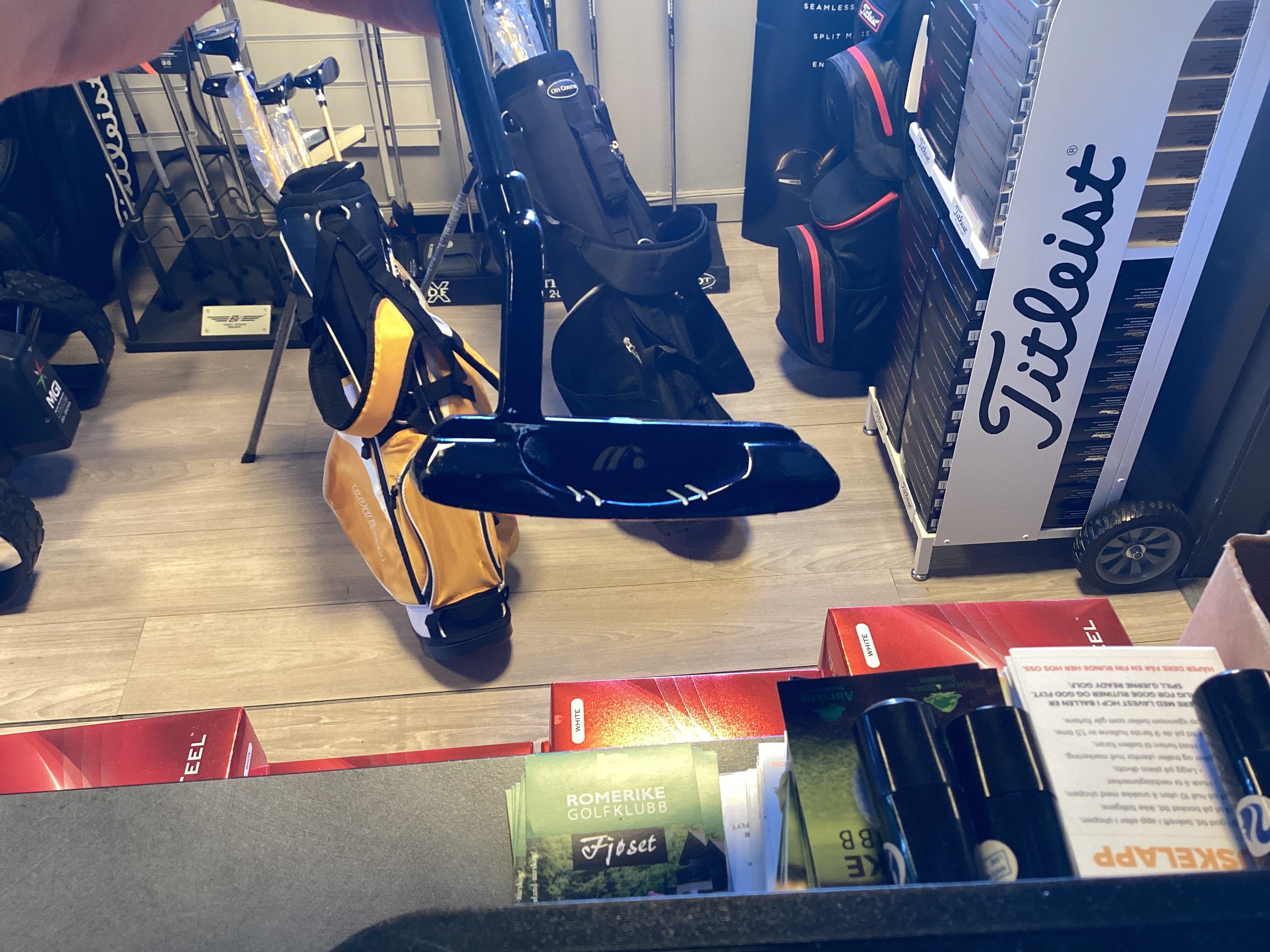 Rising star junior putter