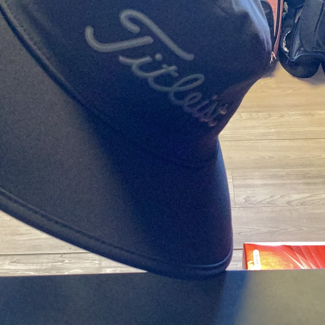 Titleist bucket hat
