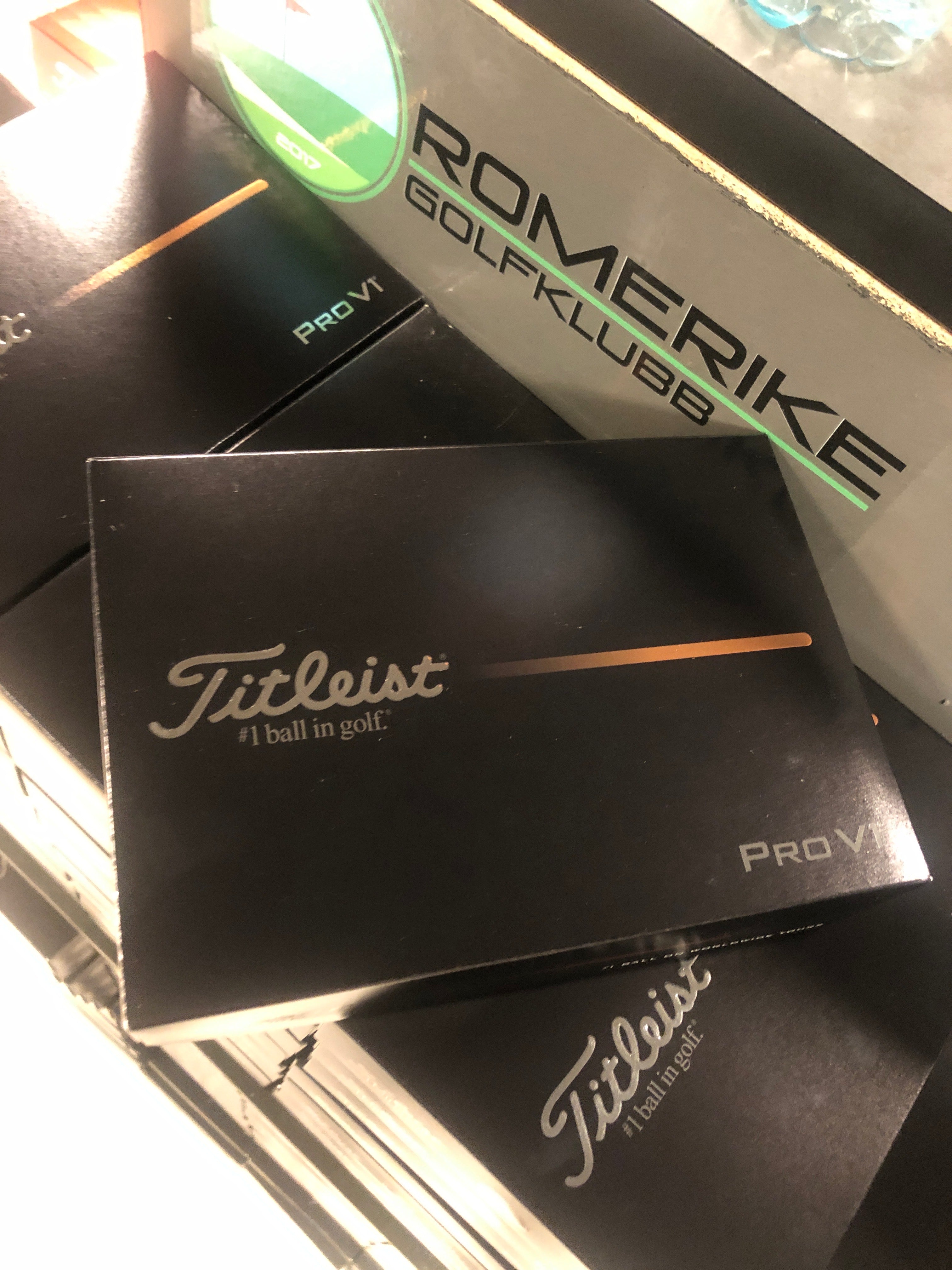 Titleist PROV1 2025