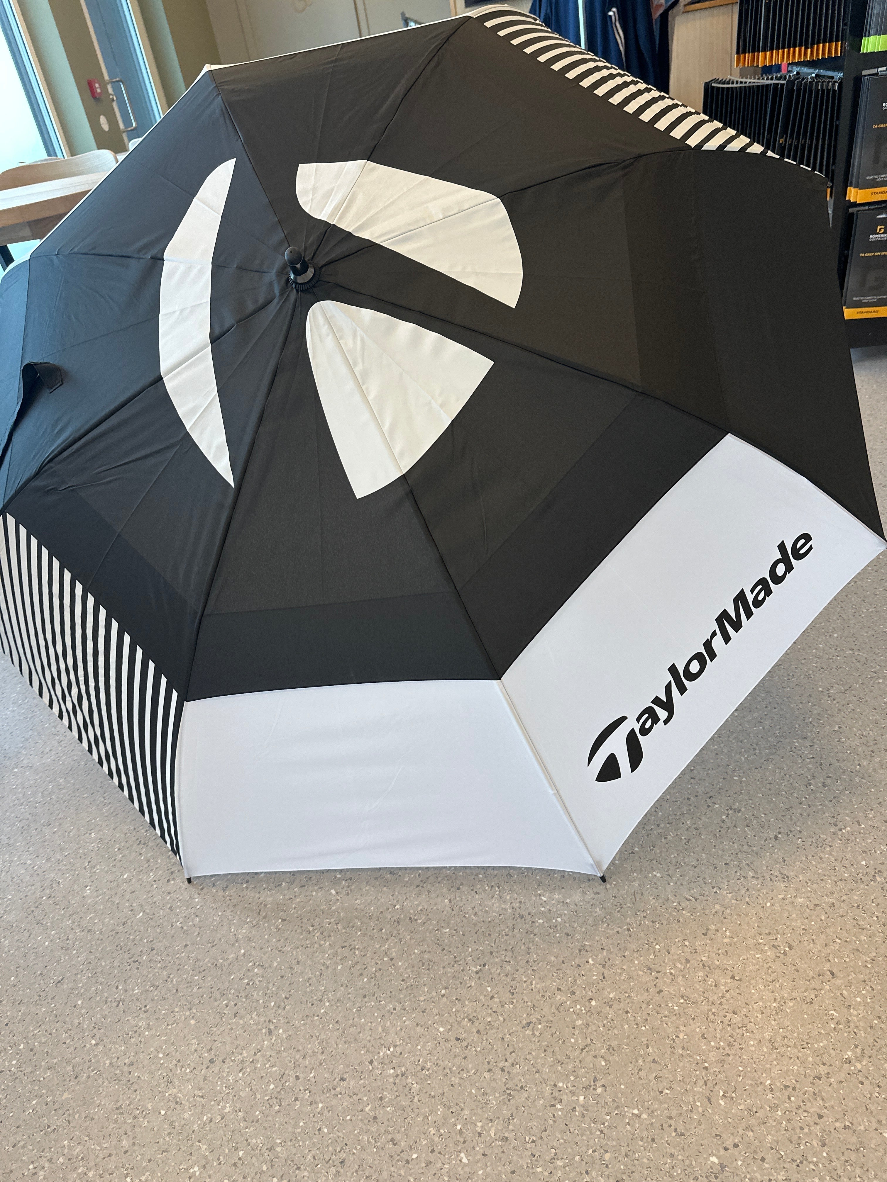 Taylormade umbrella 64"